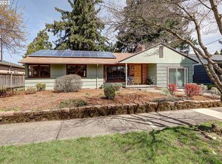 5515 SE Pardee St, Portland, OR 97206