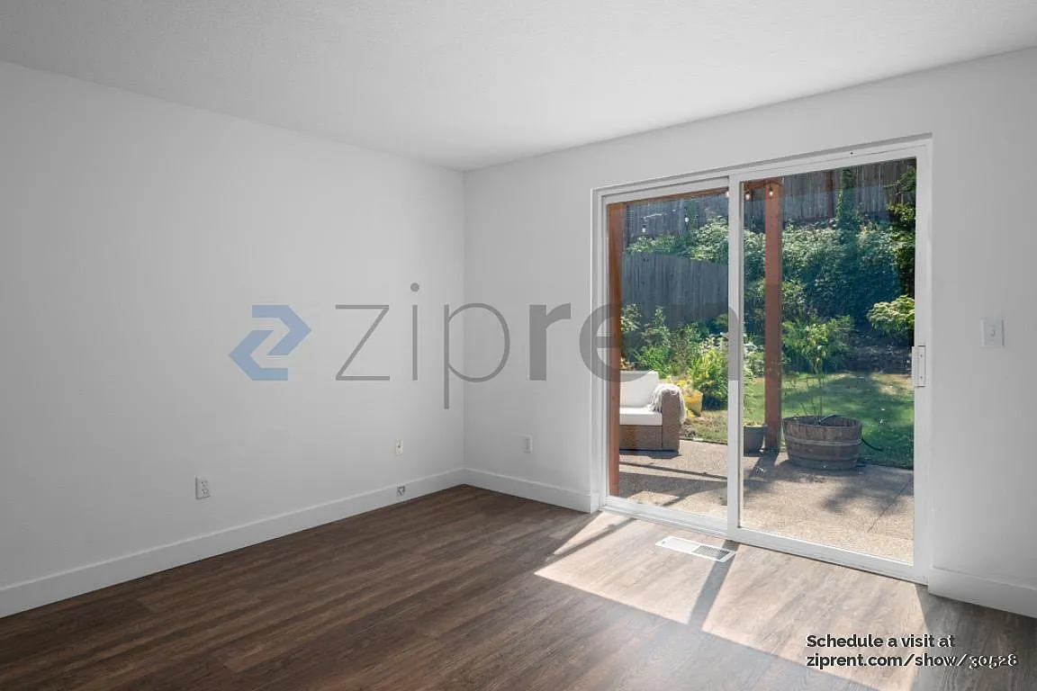 3 bed, 2.5 bath, 1707 sqft, $3,100 — Photo 4