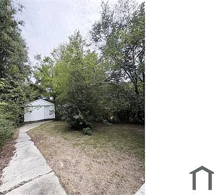 3 bed, 864 sqft, $1,750 — Photo 3