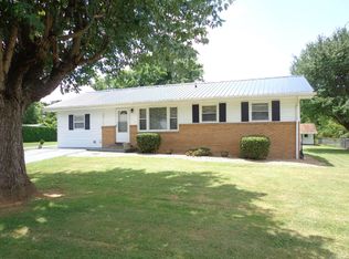 163 Howard Lipford Dr, Elizabethton, TN 37643