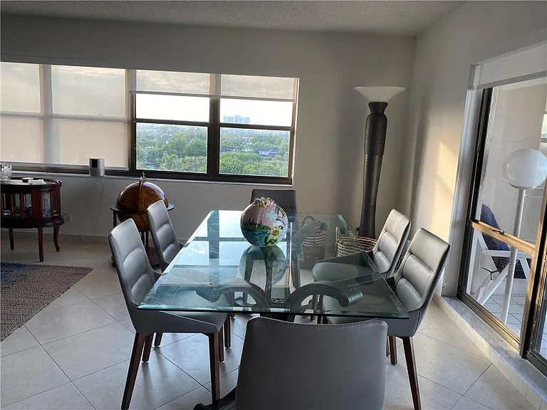 5100 N Ocean Blvd #818 — Photo 16