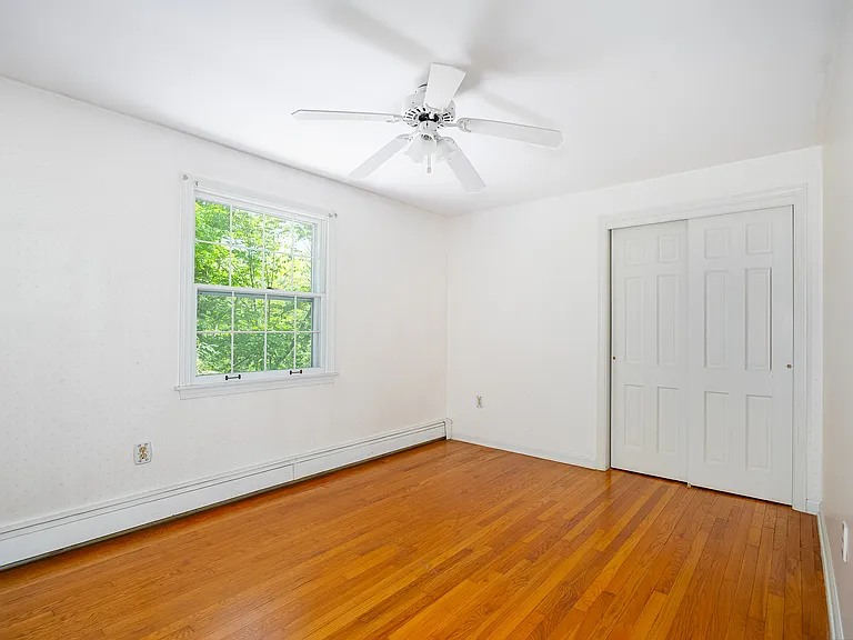 50 Aspinwall Rd — Photo 13