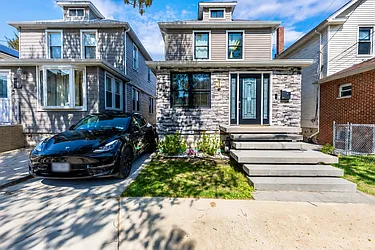 842 Hollywood Avenue, #1