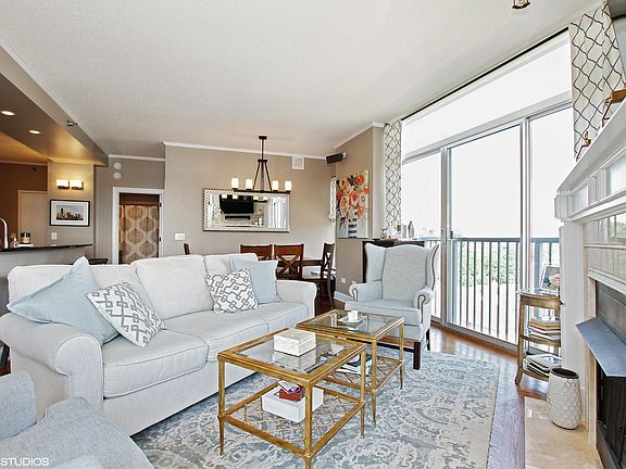 5th image of 1546 N Orleans St APT 705