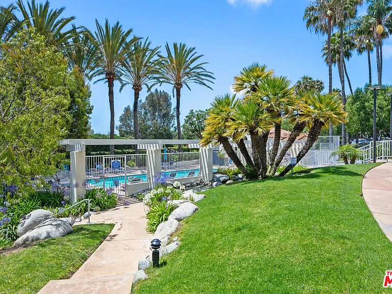 6475 Zuma View Pl #133 — Photo 45
