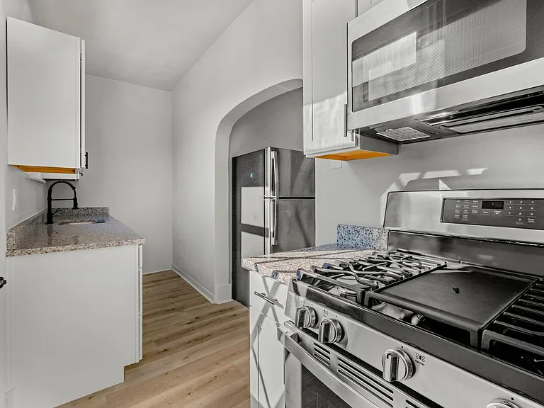 115 W Cherryhill St — Photo 12