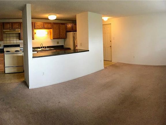 4th image of 8406 Donovan Ct #3