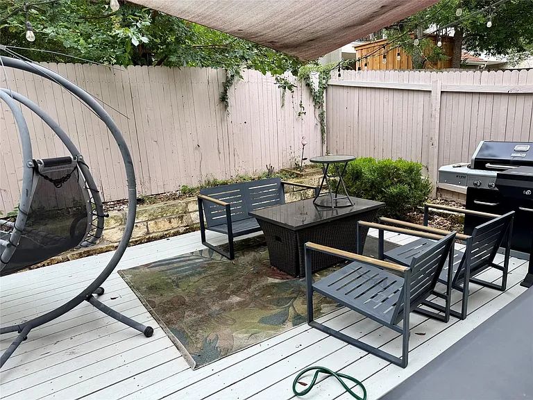 13501 Metric Blvd #45 — Photo 32