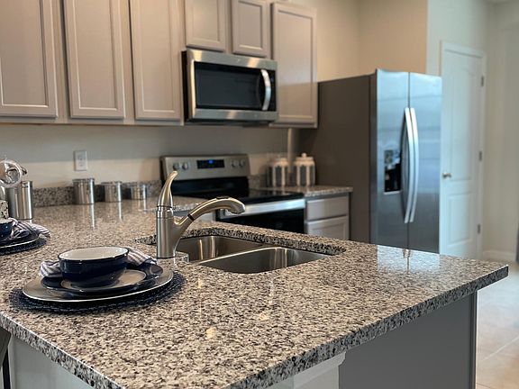 4th image of 4247 Hackleford Cir