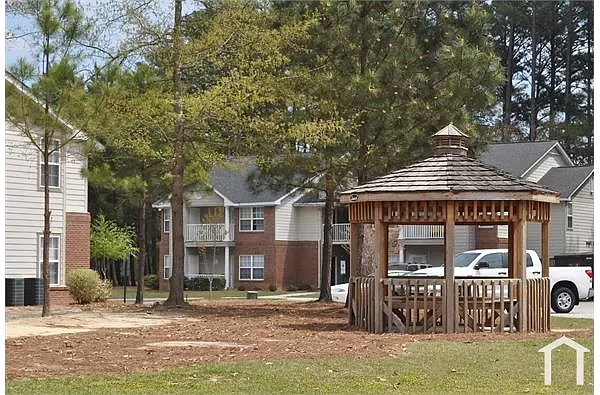 Photo 2 of 3 - 1409 Distinct Cir - Fayetteville, NC Building Photo - 1409 Distinct Cir