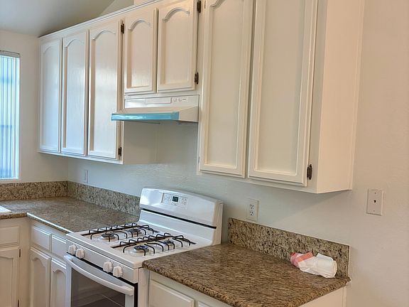 4th image of 34186 Sepulveda Ave #B