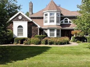 848 E 6th Rd #A, Wenona, IL 61377