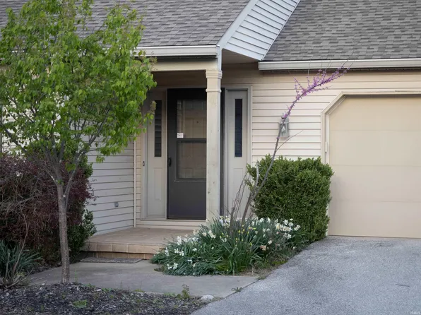 2202 E Cape Cod Dr, Bloomington, IN 47401