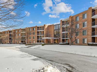 1605 E Central Rd Unit 108A, Arlington Heights, IL, 60005