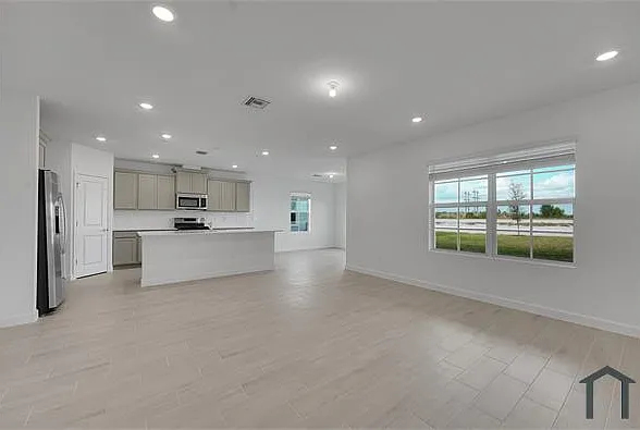 1655 Hoot Owl Holw — Photo 2
