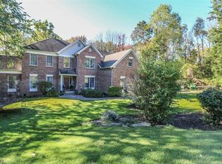 27 Willever Rd, Asbury, NJ 08802