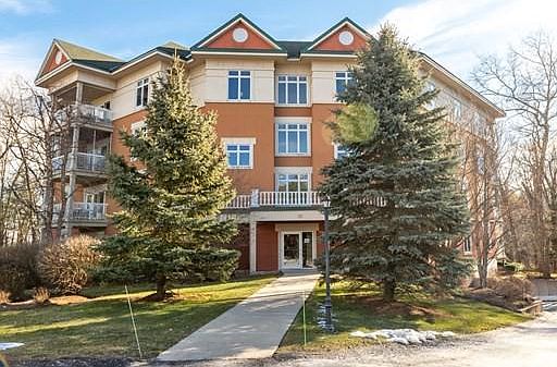 1st image of 20 Northwood Dr Unit 302