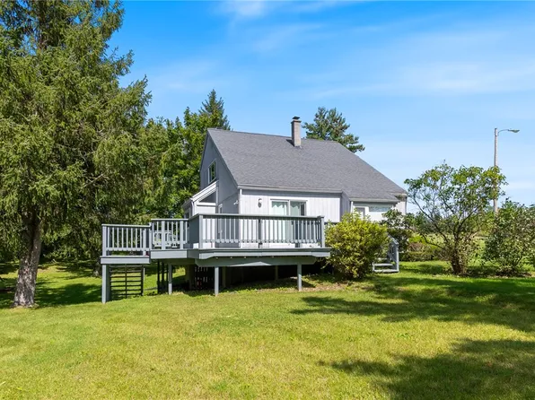 3990 County Road 40, Bloomfield, NY 14469