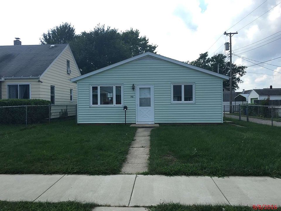 1st image of 713 Carlton St