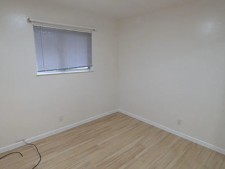 929 Delaware St #1735 — Photo 14
