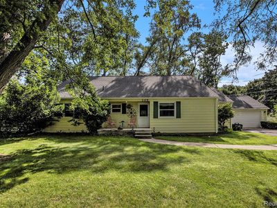 305 Oaklane Dr, Rochester Hills, MI, 48306