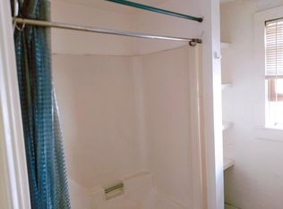 21 Lyndon St APT 1, Concord, NH 03301