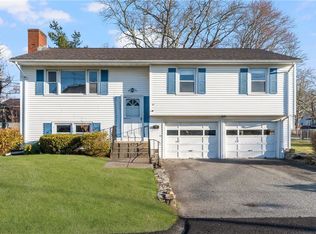 47 Cole St, Bristol, RI 02809