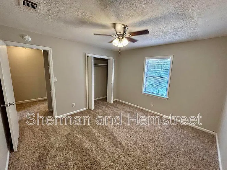 2738 Blount Ave #9 — Photo 12