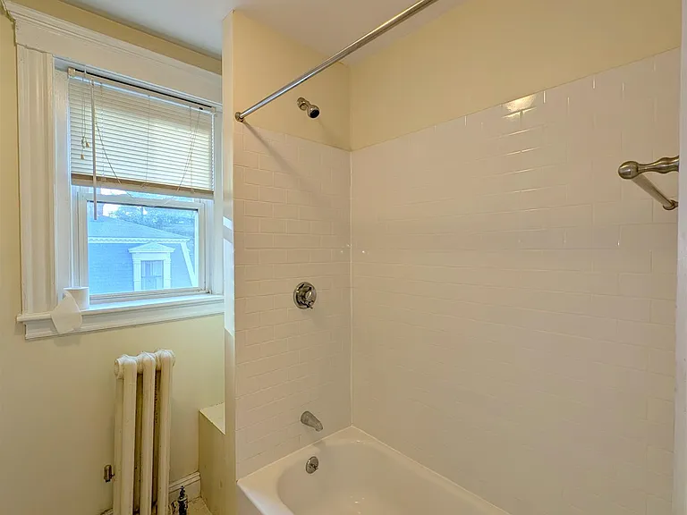 10 Craigie Cir — Photo 12