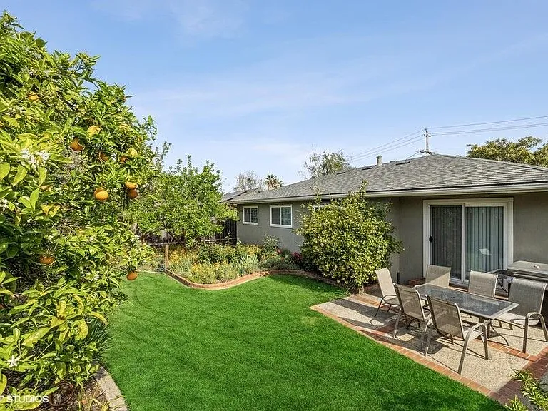 37103 San Antonio St — Photo 11