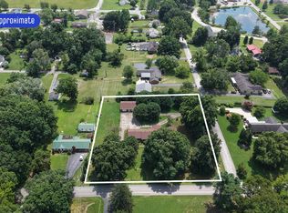 505 Meador Dr, Lafayette, TN 37083