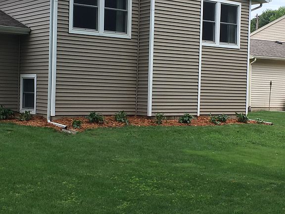 2nd image of 2230 Woodbine Ave