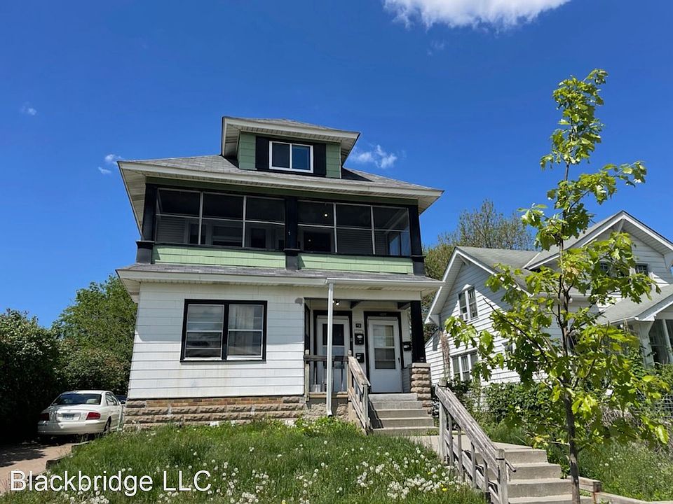 1st image of 1029 Virginia St #1029B