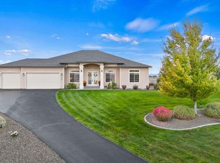 1302 W Goodlander Rd, Selah, WA 98942