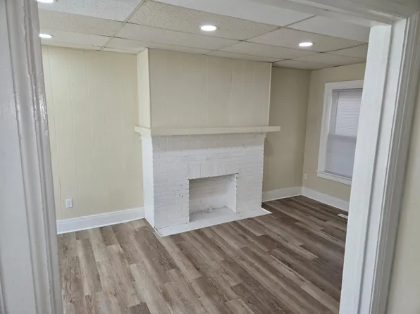 394 W Ferry St APT 4, Buffalo, NY 14213
