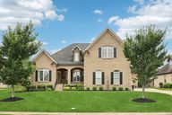 Vintage Grove Pkwy-L0608-001