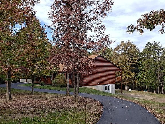 4th image of 120 Quail Hollow Dr