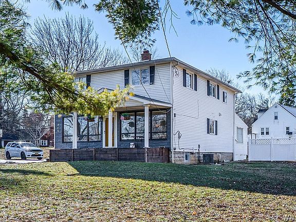 3rd image of 273 Reserve Rd