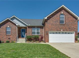 214 Arabian Ln, Springfield, TN 37172