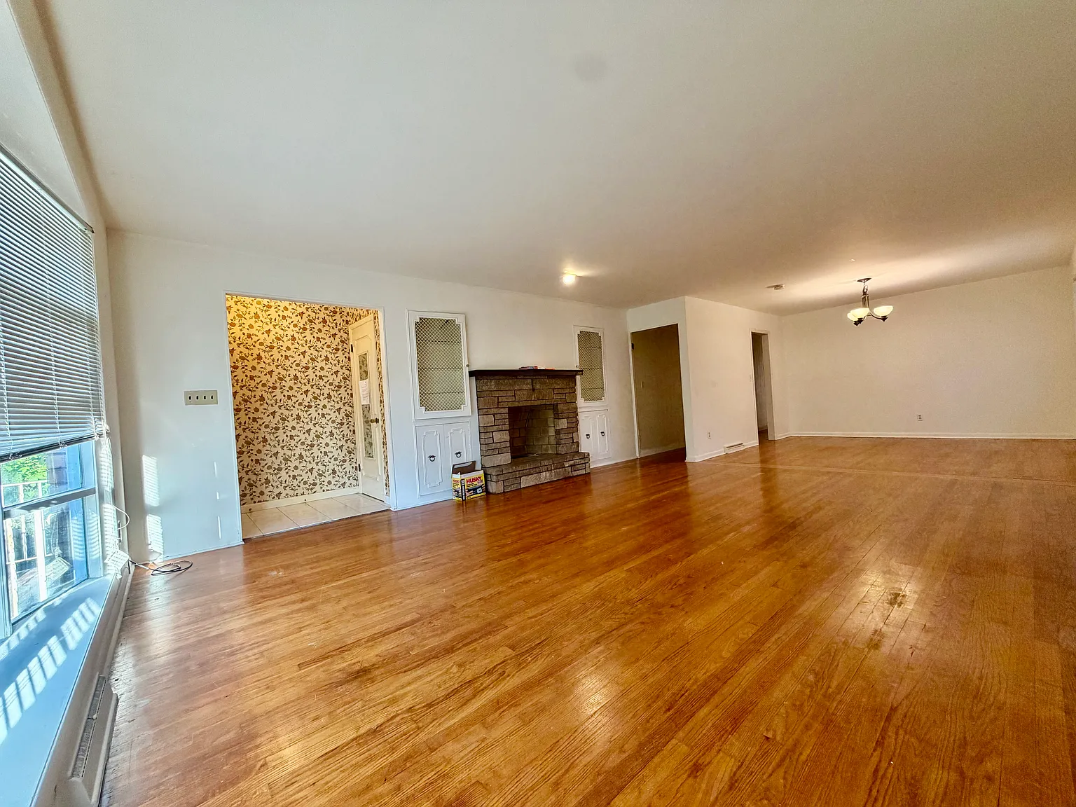 3 bed, 1526 sqft, $2,500 — Photo 4