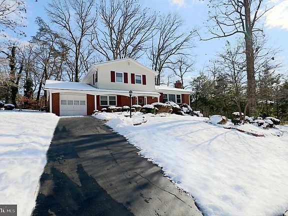 2nd image of 4203 Kilbourne Dr