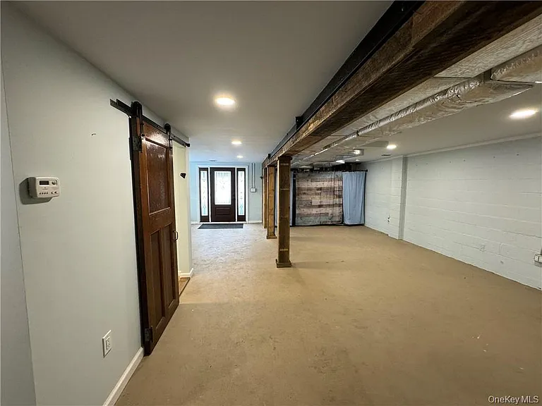 317 Overlook Ct — Photo 10