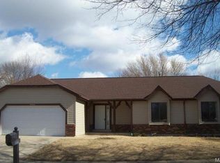 3886 Justice Rd, Florissant, MO 63034