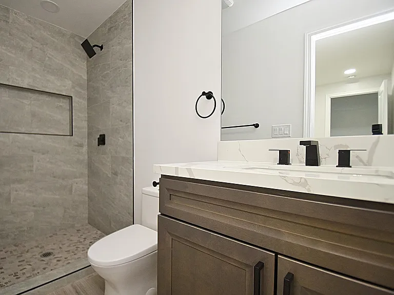 3445 Newton Ave — Photo 23