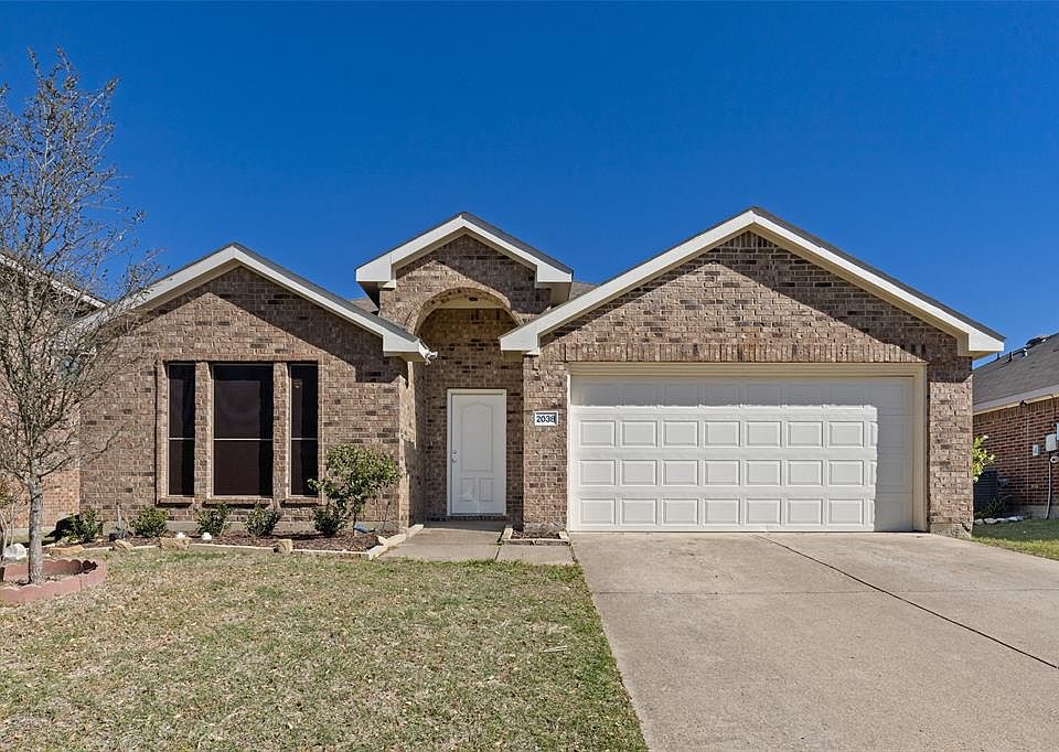 1st image of 2038 Club Oak Dr