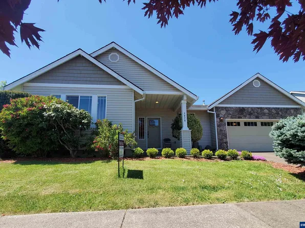 3478 Red Arrow Dr, Lebanon, OR 97355