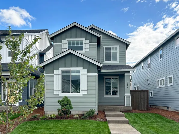 7284 SE Madrone St, Hillsboro, OR 97123