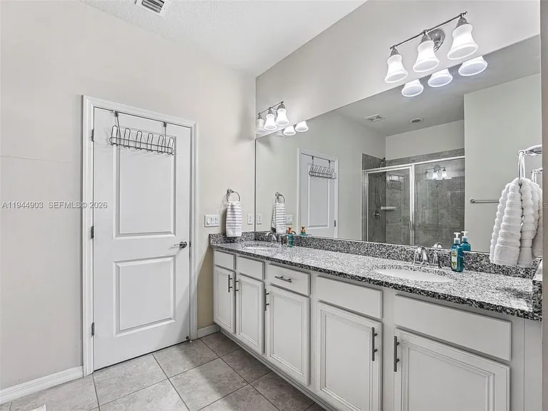 3953 Black Olive Ln — Photo 28