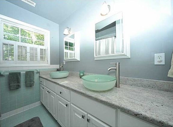 4th image of 6206 Richmond Cres