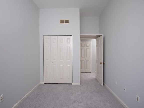 5th image of 90 Sea St APT 219